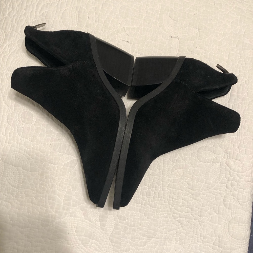 NEW Vince Camuto Black leather suede ankle booties, size 6 - Picture 7 of 10